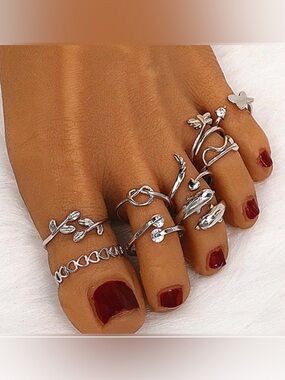 💎 NEW 💎 Silver Toe Ring Set 💎